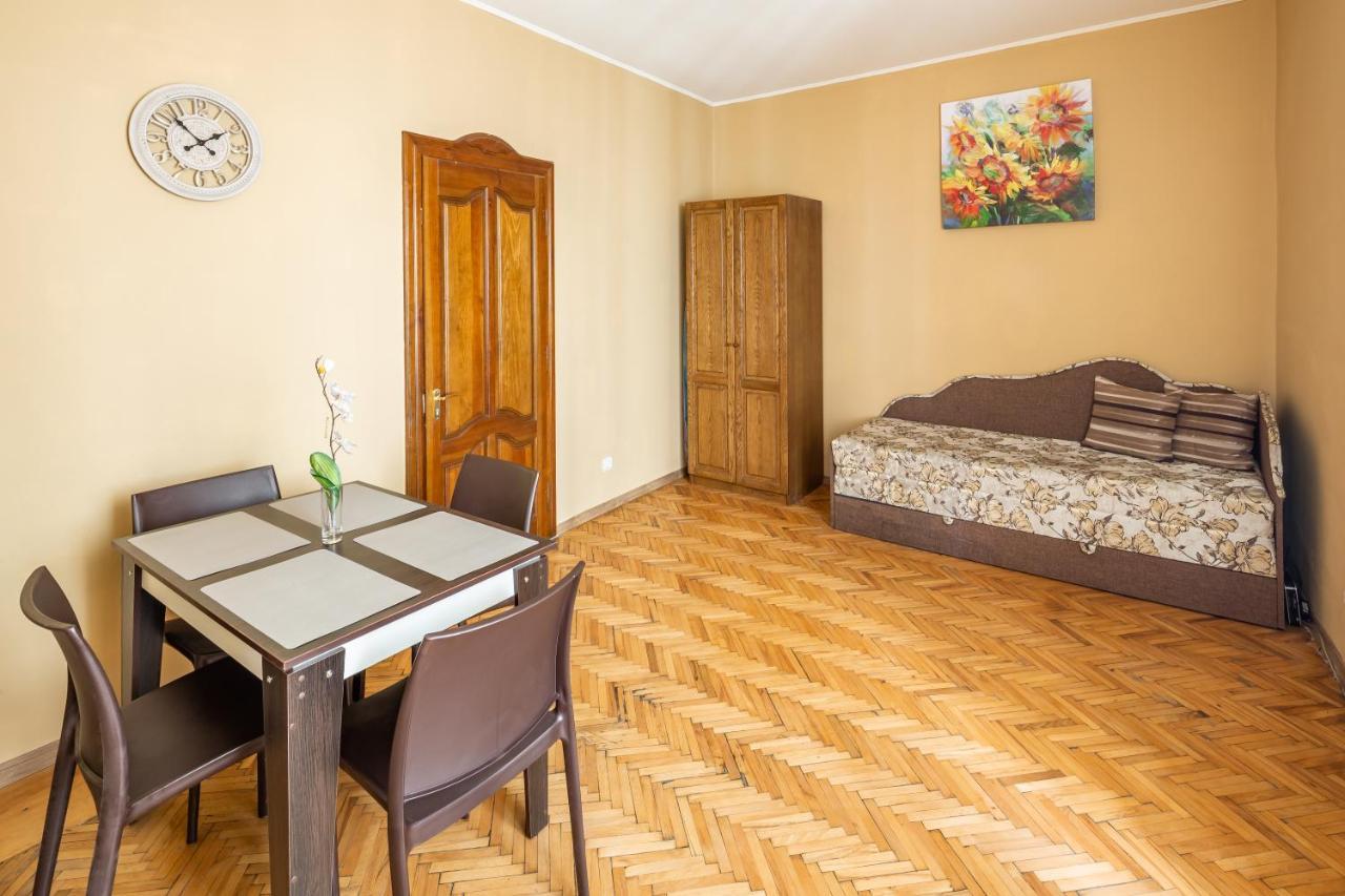 Apartment On Yana Zhizhky Lviv Eksteriør bilde