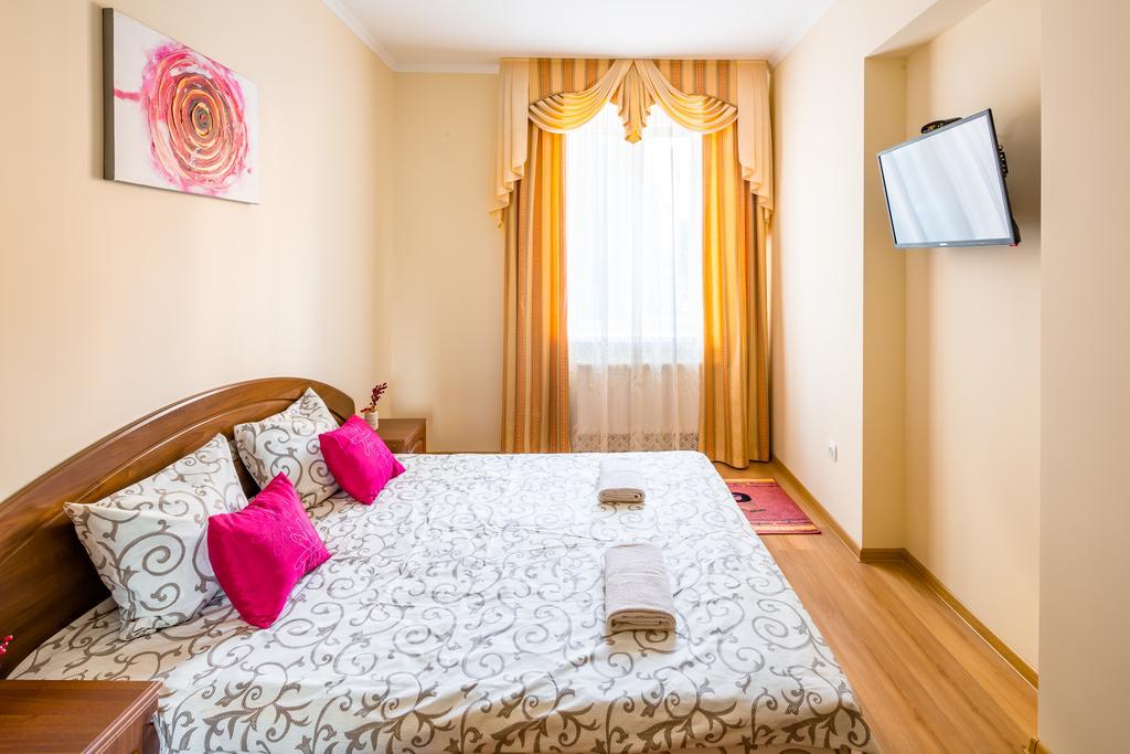 Apartment On Yana Zhizhky Lviv Eksteriør bilde