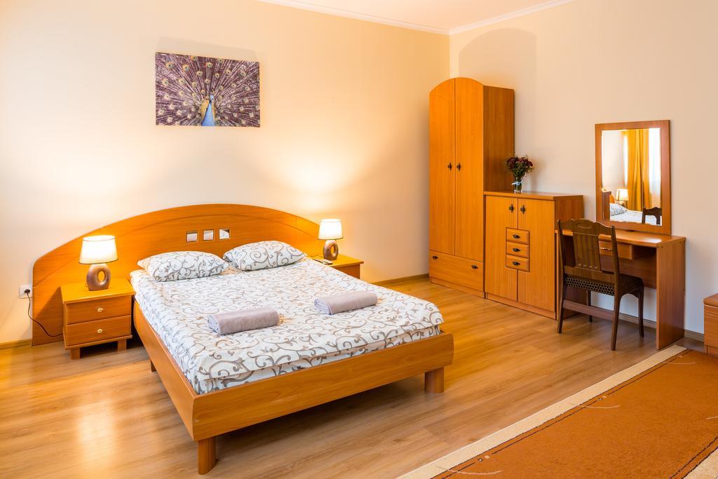 Apartment On Yana Zhizhky Lviv Eksteriør bilde